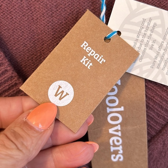 WoolOvers V Neck Merino Wool Vest Dusty Maroon - Picture 6 of 8